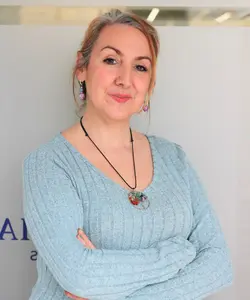 Jessica Jiménez, consultora experta en valoración económica de automóviles en Barcelona